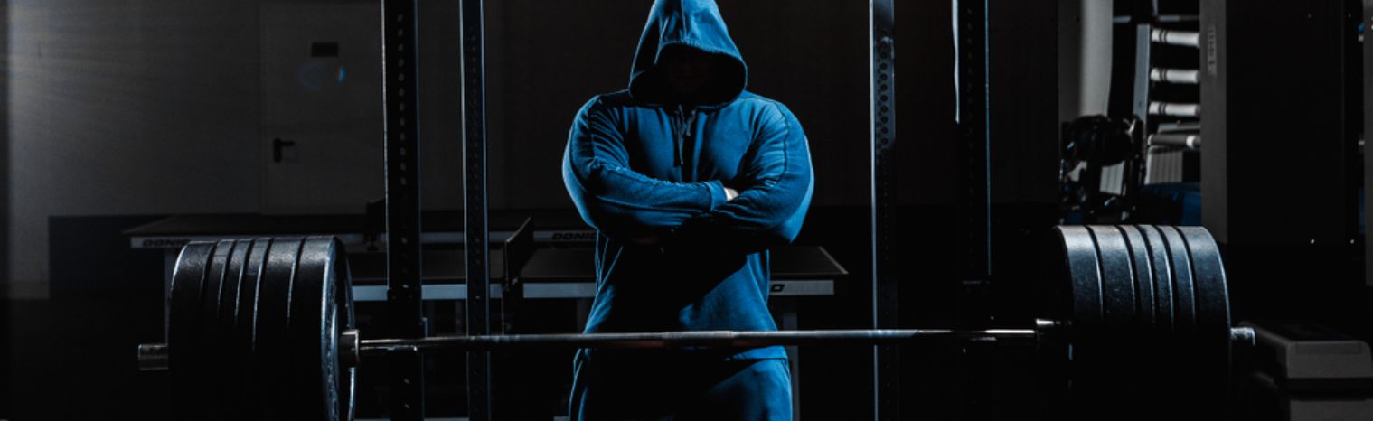 Why Do People Wear Hoodies in the Gym? | HustlersOnlyPK