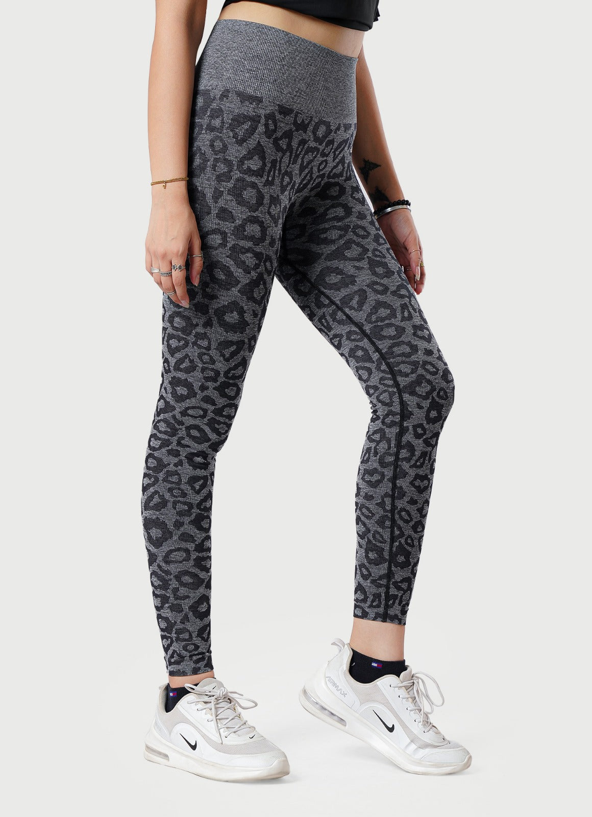 Safari Seamless Leggings Gray For Women | HustlersOnlyPK