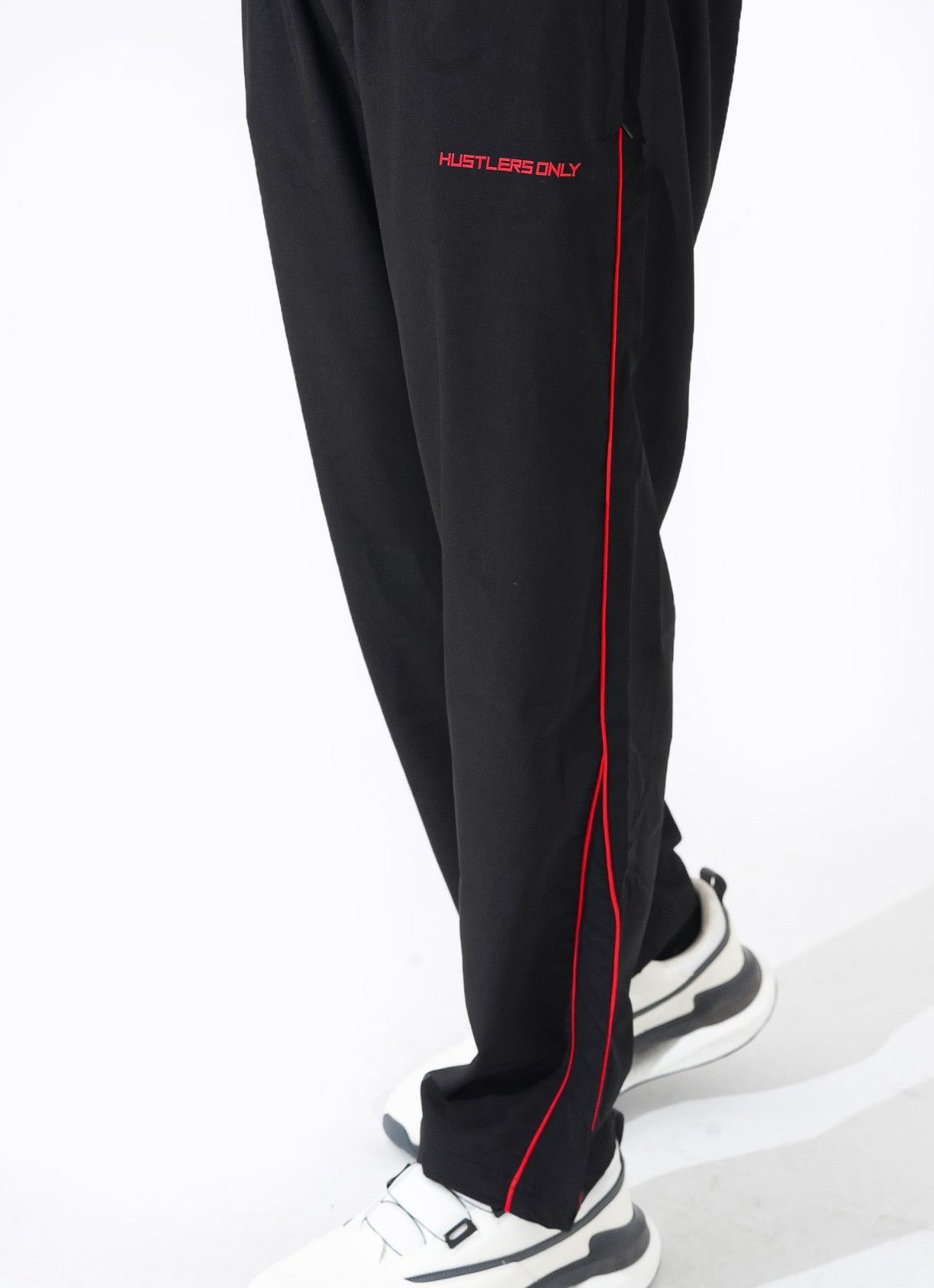 Pursuit Baggy Joggers - Black