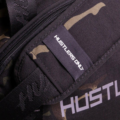 58L camo gym bag with padded shoulder strap | Hustlers Only PK