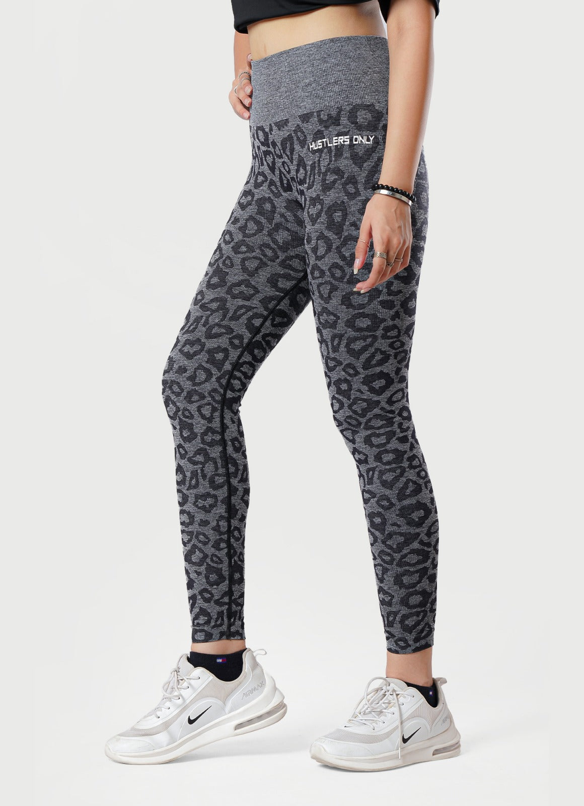 Safari Seamless Leggings Gray For Gym | HustlersOnlyPK