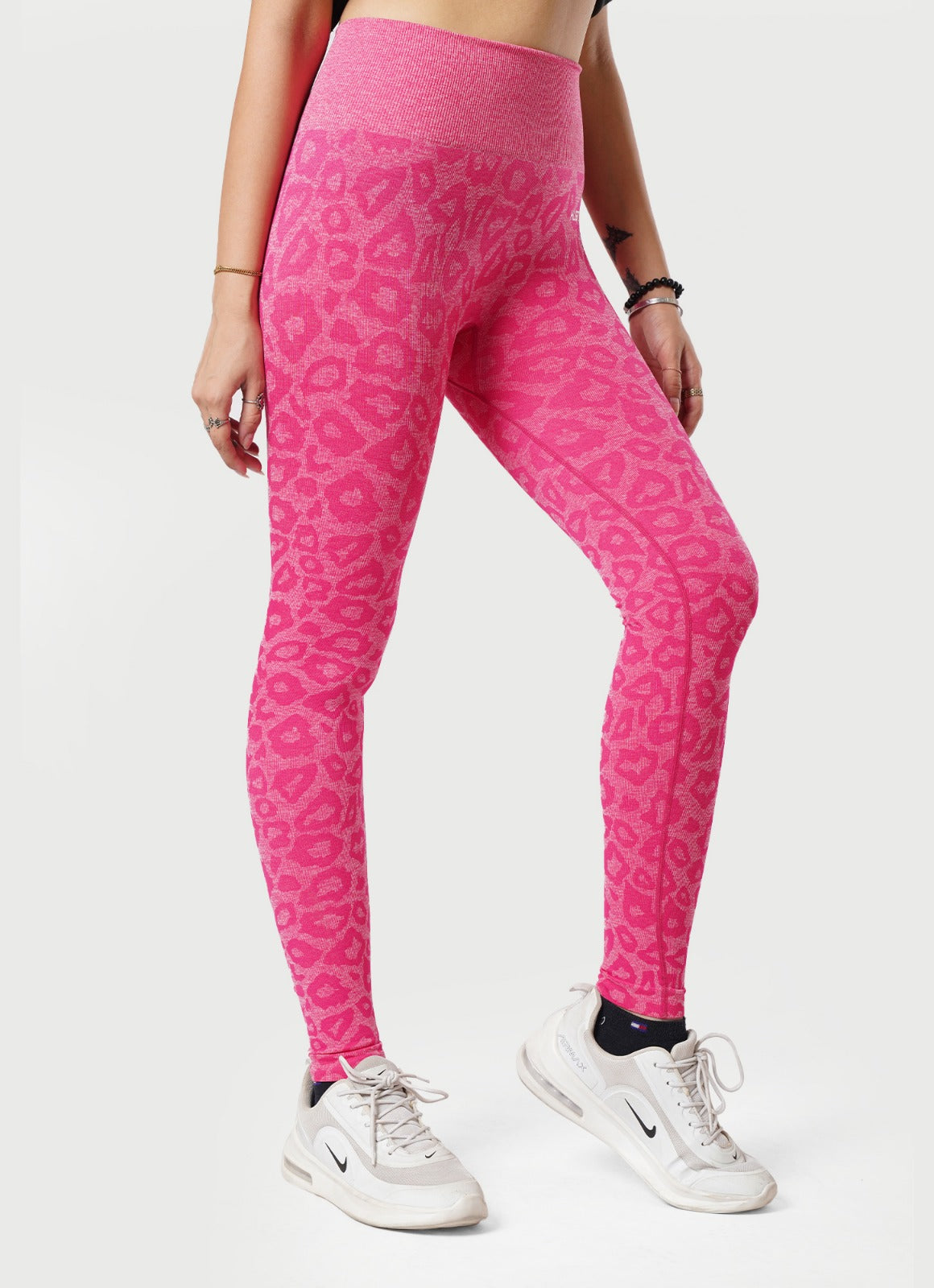 Safari Seamless Leggings Pink For Workout | HustlersOnlyPK