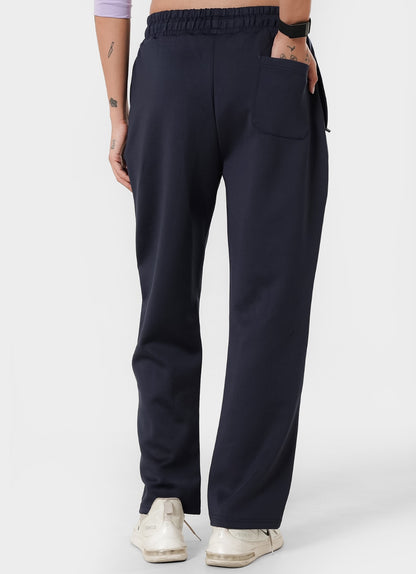 Relaxed Pleated Trouser - Navy.