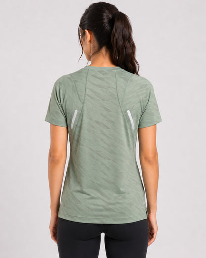 Hybrid Running T-Shirt - Light Green.